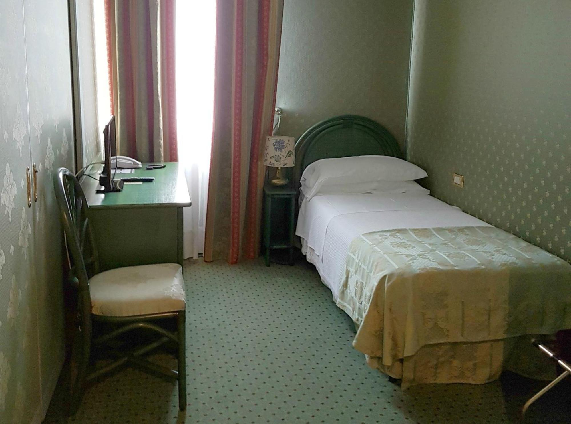 Hotel Biasutti Lido di Venezia Phòng bức ảnh